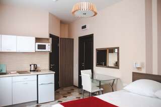 Отель Tyumen Time Hotel Тюмень Улучшенный номер с одной двуспальной кроватью № 204-2